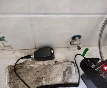 南江屋顶漏水维修公司分享下卫生间漏水的危害及解决方法